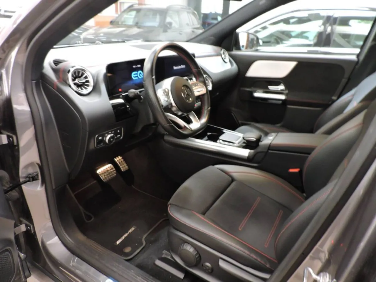 Mercedes-Benz EQA 250+ AMG Line Premium, 2022, Elettrica, 29.778 km - foto 4