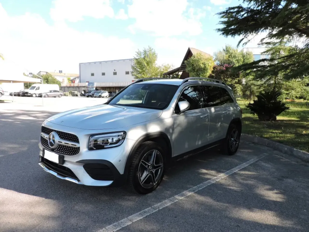 Mercedes-Benz GLB 200 d 4MATIC AMG Line Premium 2022 - foto 2